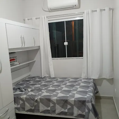 Casa Na Praia Com Piscina E Ar Condicionado Para 7 Pessoas Balneario Praia do Leste Exterior photo