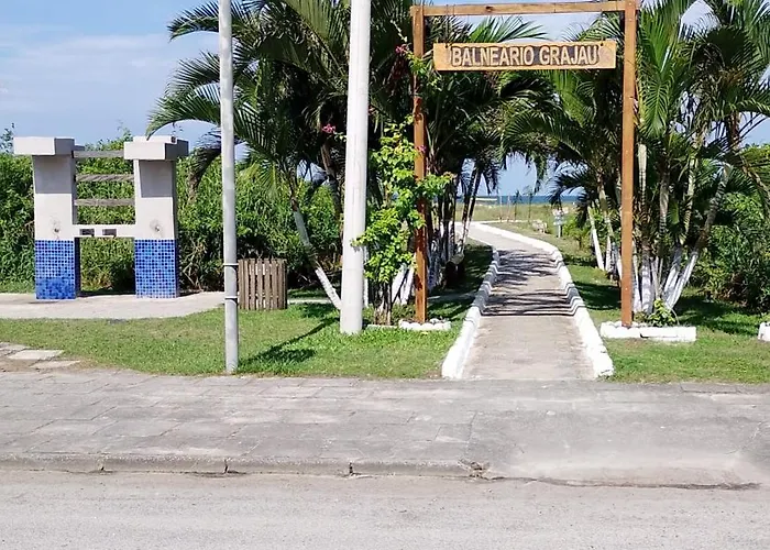 Casa Na Praia Com Piscina E Ar Condicionado Para 7 Pessoas